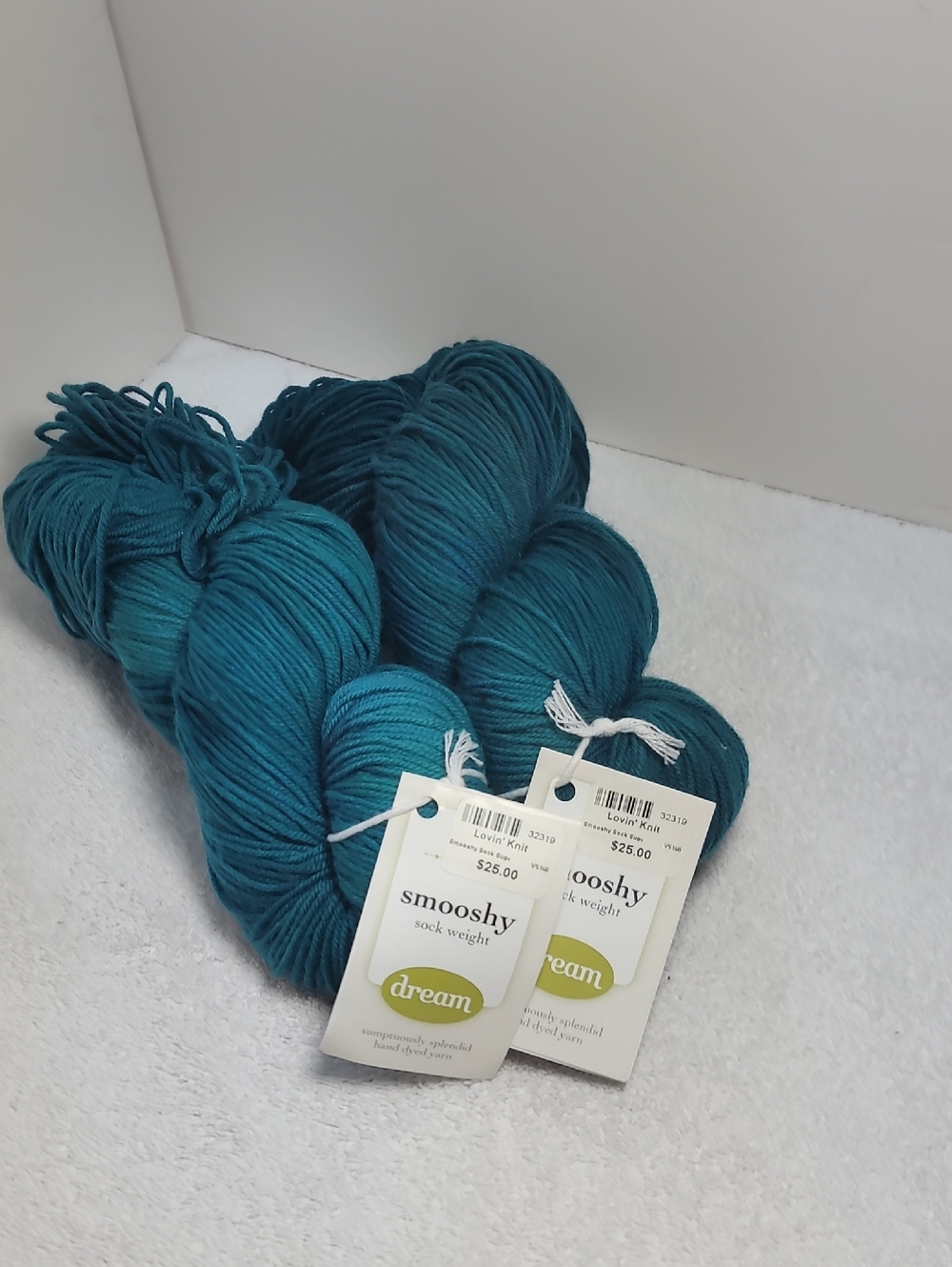 Smooshy Dream Sock Weight Yarn - Bkue Lagoon 2 Large Skeins - NWT